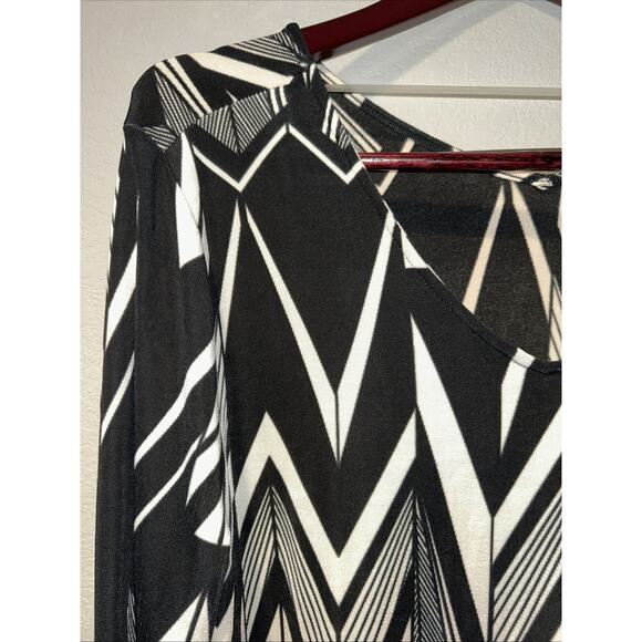 NWT Chicos Travelers Sz L Deco Pull Over Blouse 3/4 Sleeve Easy Wear Boho Whimsy - Picture 2 of 11